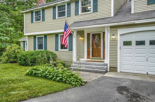 15 Danbury Cir, Amherst NH  03031-2016 exterior