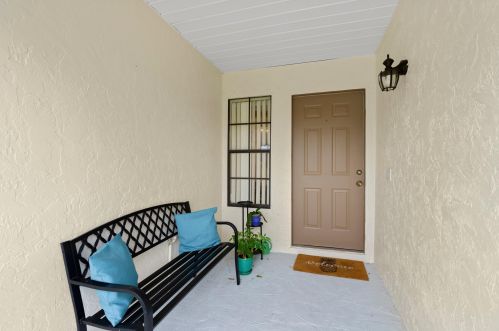5083 Willow Pond Rd, West Palm Beach FL  33417-8135 exterior