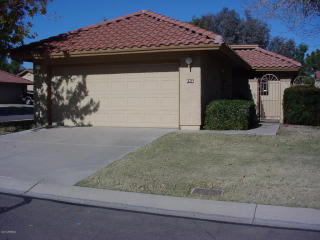 4766 Navajo St, Phoenix, AZ 85044-2031