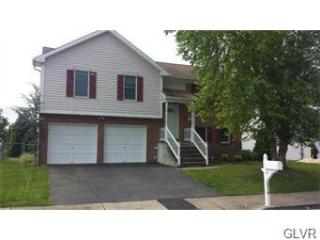 516 Greenview Dr, Northampton, PA 18067-1969