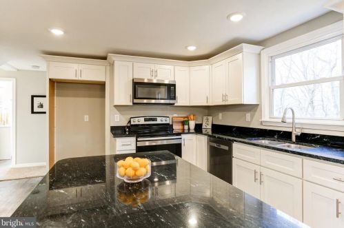 2451 Old Forge Rd, Brogue, PA 17309-9425