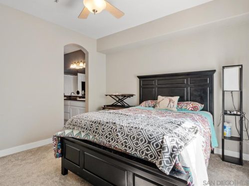 6282 Via Trato, Carlsbad CA  92009-6084 exterior