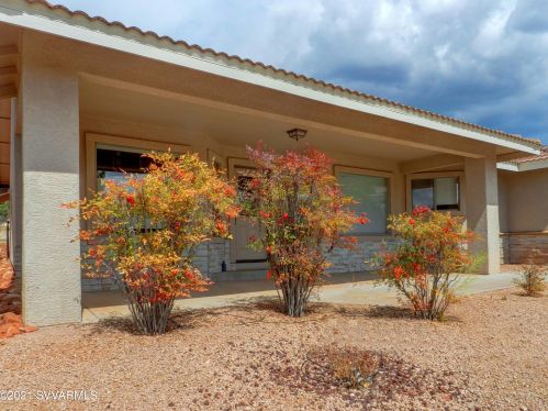 210 Pinon Wood Dr, Sedona AZ 86351-7919 exterior