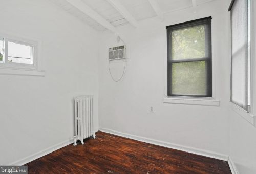 512 Taylor St, Washington DC 20011-5915 exterior