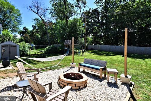 311 Independence Rd, Norristown PA  19403-4021 exterior