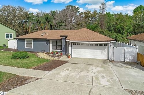 732 Monroe Harbor Pl, Sanford, FL 32773-6453