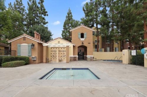 900 Timberwood, Irvine CA  92620-0269 exterior