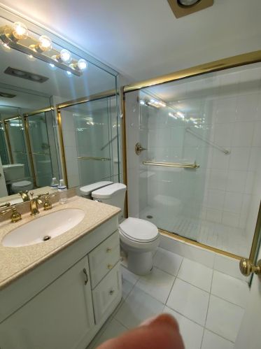49 Bedford B, West Palm Beach, FL 33417-2279