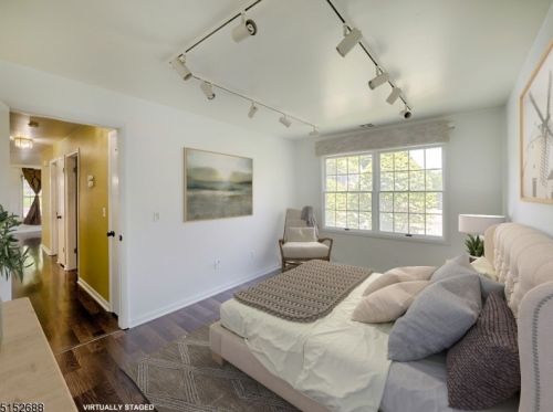 1 Stonyridge Dr, Lincoln Park NJ  07035-2238 exterior