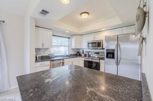 1121 47th Ter, Cape Coral FL  33904-9166 exterior