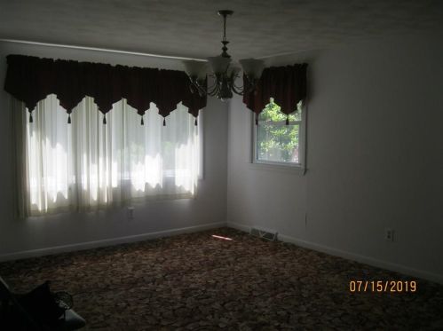 45 Alfred Ave, Providence, RI 02919-1463