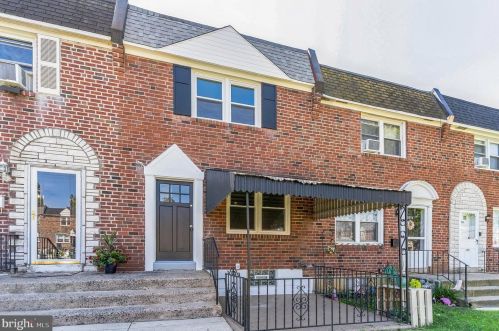 1052 Academy Ave, Manor PA  19036-1214 exterior