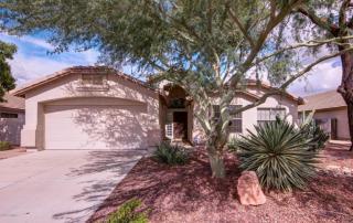 2122 Smoke Tree Rd, Gilbert, AZ 85296-2745