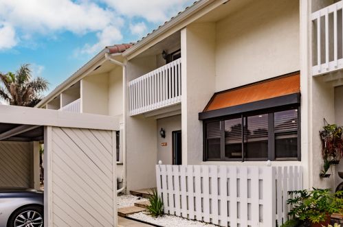 718 20th Ln, Boynton Beach, FL 33435-2421