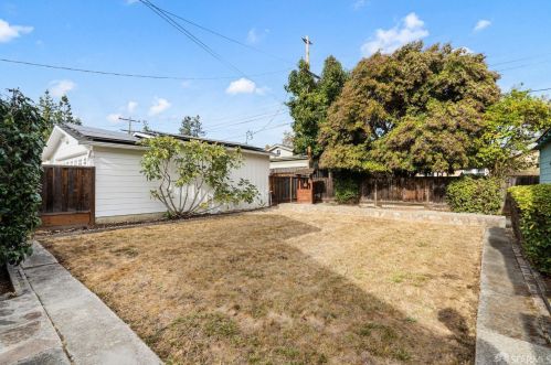 163 Iris St, Redwood City CA  94062-1950 exterior