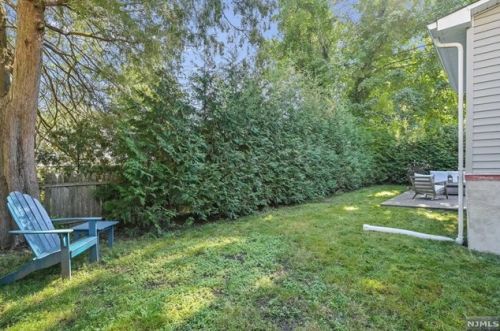 159 Forest Rd, Ridgewood NJ  07452-1914 exterior