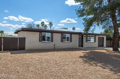 3661 Eastham Ln, Tucson, AZ 85741-1411