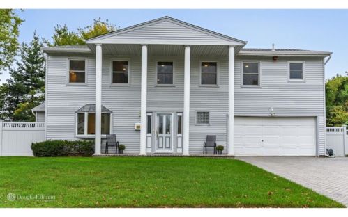 7 Erie Ct, Muttontown, NY 11753-1541
