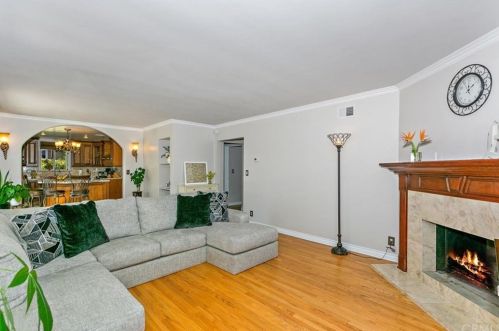 552 Comstock Ave, Glendora CA 91741-2722 exterior