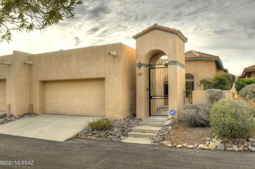 4672 Chaco Pl, Tucson, AZ 85718-3569