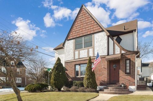 390 Lexington Ave, White Plains NY  10606-2501 exterior