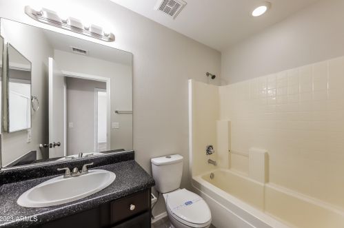 4820 Wahalla Ln, Glendale AZ  85308-7714 exterior