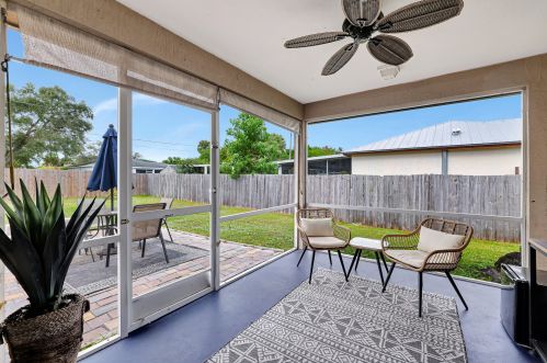 1910 Dorado Ln, Fort Pierce FL 34953-1826 exterior