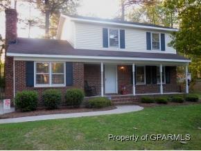 208 Woodstock Dr, Greenville, NC 27834-6933