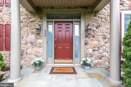 537 Exeter Ct, Prospectville, PA 19002-1862