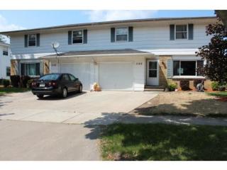1122 Weiland Ln, Appleton, WI 54914-2109