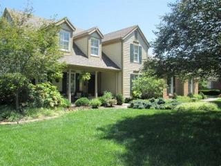 2845 Hickorywood Dr, Troy, OH 45373-4516