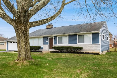 4201 Hoover Rd, Darbydale, OH 43123-3617