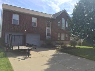 83 Indian Creek Dr, Covington, KY 41017-9120