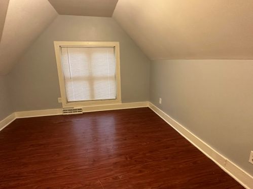 216 Center St, Milwaukee WI  53212-2841 exterior