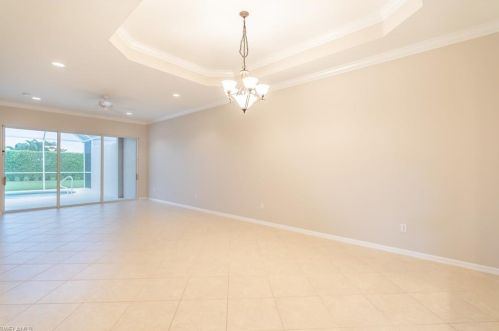 6705 Calumet Dr, Naples FL 34113-1609 exterior