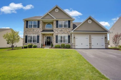 309 Sofia Blvd, Blandon, PA 19510-9306