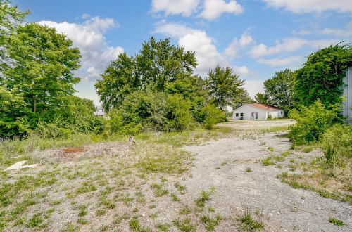 7186 National Rd, Brookville OH  45309-8784 exterior