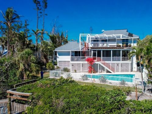 5721 Sanibel Captiva Rd, Sanibel FL  33957-2309 exterior