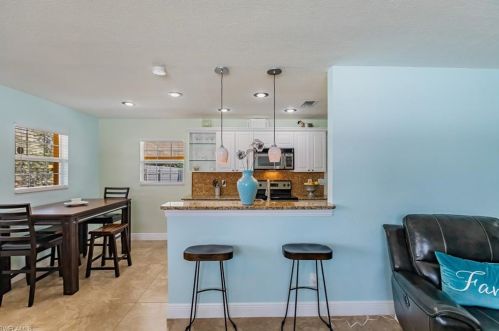 1165 Cherokee Ave, Lehigh Acres FL 33936-6804 exterior