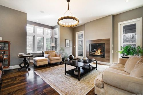 322 Evandale Rd, Scarsdale, NY 10583-1506