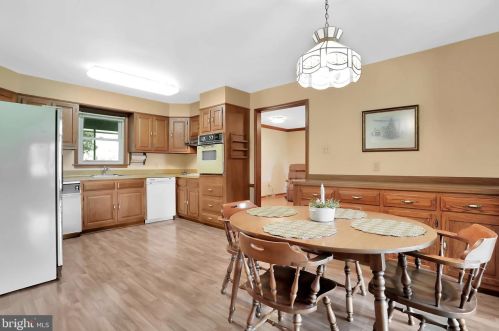2204 Brook Creek Rd, Toms Brook VA  22660-2544 exterior