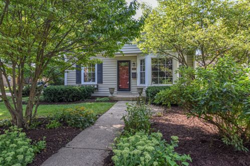 7405 Hennessey Ave, Milwaukee, WI 53213-1249