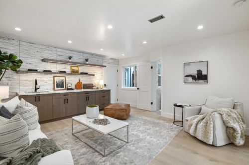 33 Rice St, Daly City CA  94014-1035 exterior