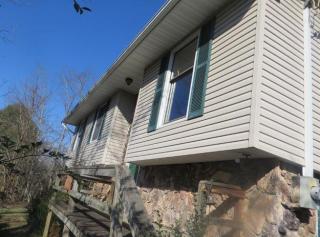 195 Joe Hale Dr, Johnson City, TN 37615-3867