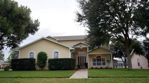 3072 Esplanade Dr, New Port Richey, FL 34655-2100