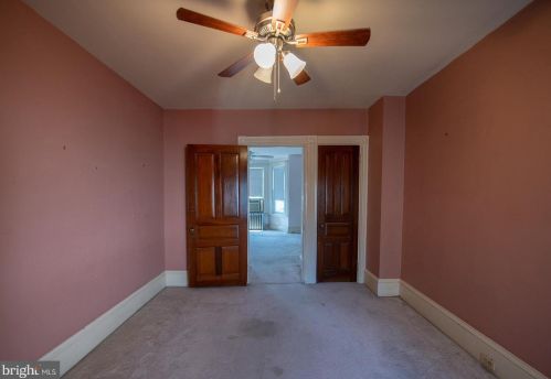 324 New St, Lancaster PA  17602-2051 exterior