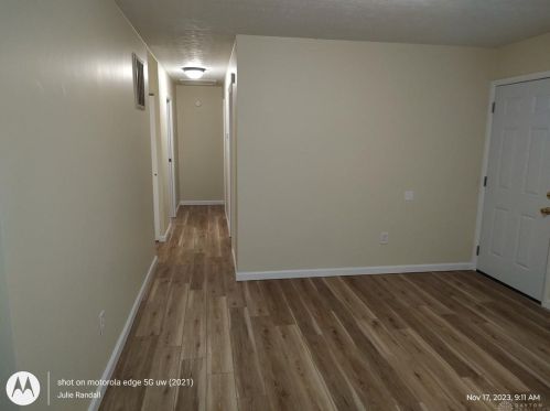 880 Richard Dr, Xenia OH  45385-2529 exterior