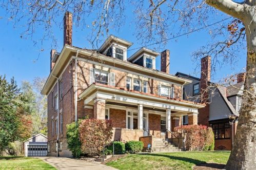 5747 Aylesboro Ave, Pittsburgh, PA 15217-1472