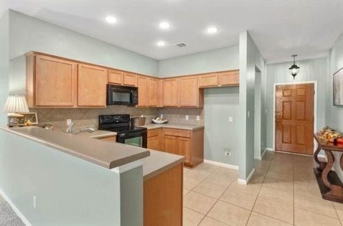 7824 Little Deer Trl, Georgetown TX  78628-3706 exterior