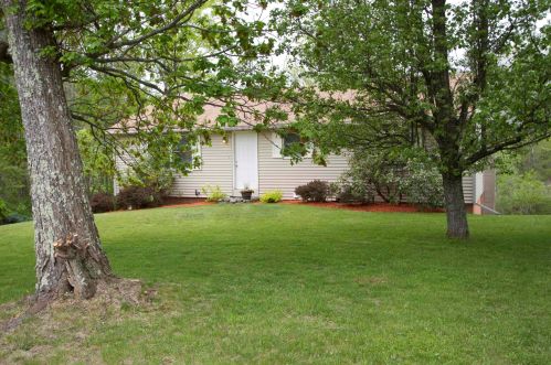 245 Green St, Somersworth NH  03878-2107 exterior